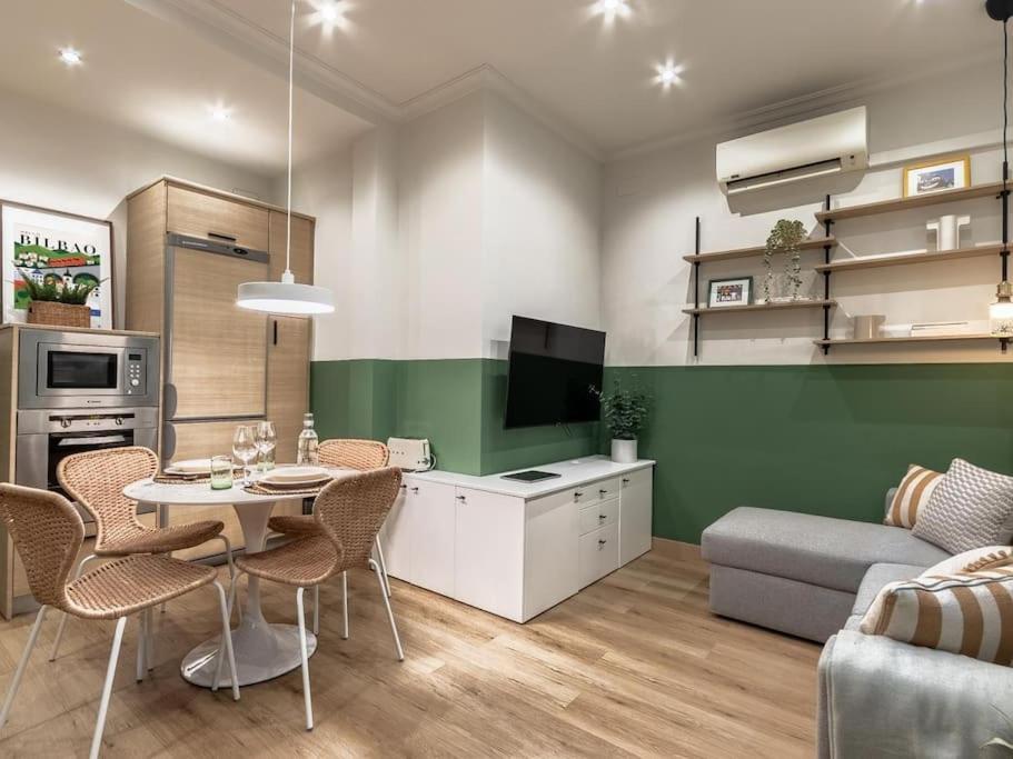 Bilbao Intermodal By Aston Rentals Eksteriør billede